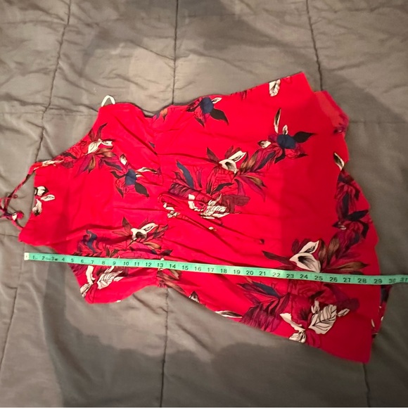 NWOT Red Floral High Neck Romper Women’s Size 2X - Picture 9 of 10